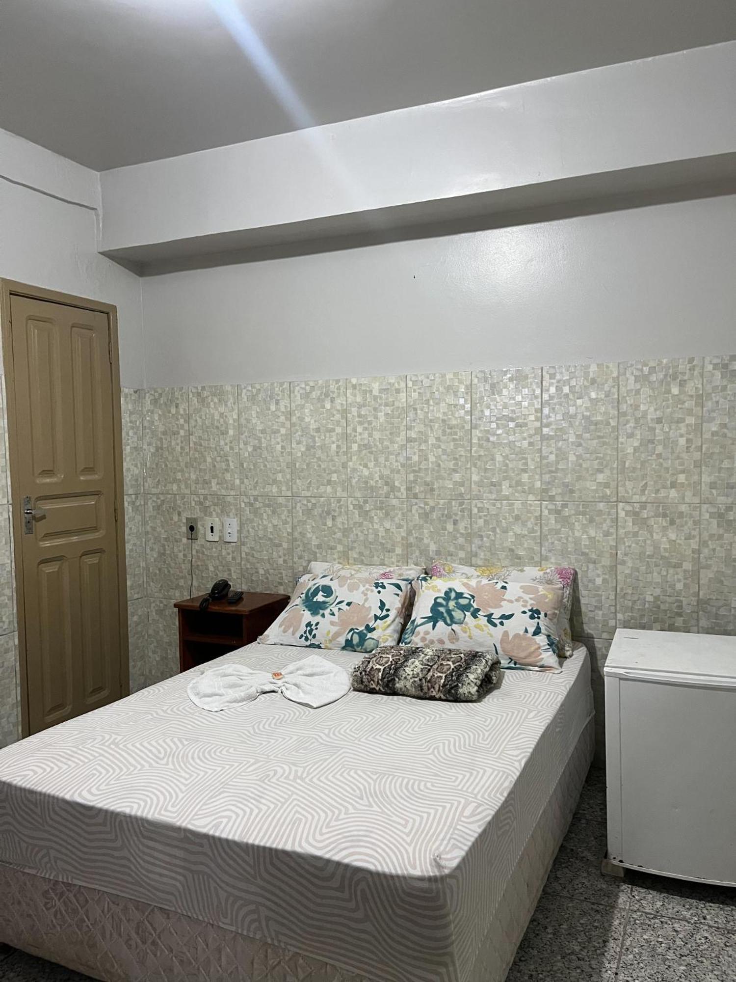 Hotel Granada Concept มาเนาส์ ภายนอก รูปภาพ