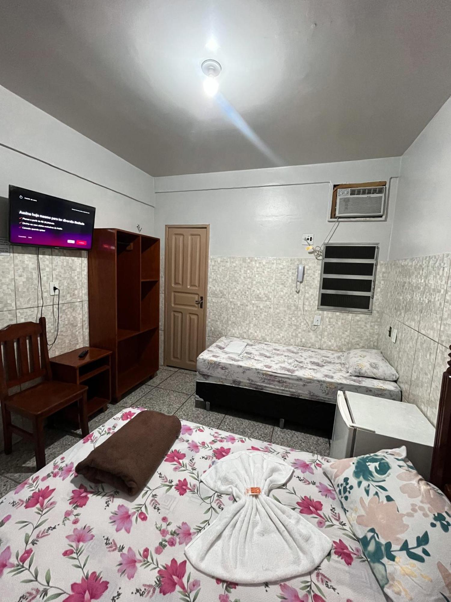 Hotel Granada Concept มาเนาส์ ภายนอก รูปภาพ